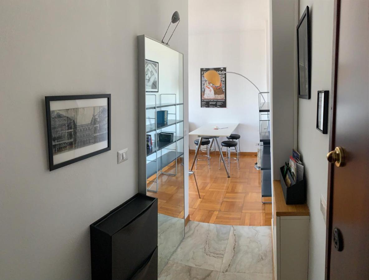 Apartamento Monolocale Con Vista Su Milano Exterior foto